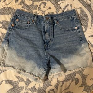 Gap High Rise 4” Ombré Denim Shorts Size 29 / 8R Raw Hem